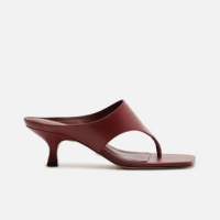 Sandália Vinho Couro Salto Kitten Tira Thong
