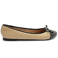 Sapatilha Matelassê Laço Bico Verniz Bege