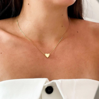 [ SEMI JOIA ]Colar minimalista mini coração sólido banhado à ouro 18k