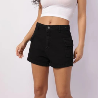 Short Jeans Feminino Curto com Bolso Cargo Preto