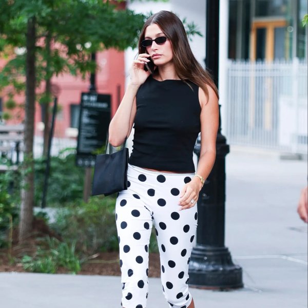 Como usar calça corsário em 2025: separamos 6 inspirações