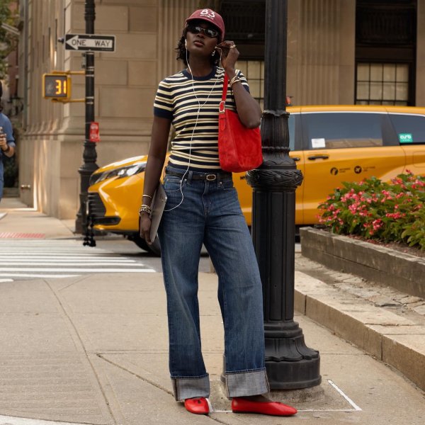 Sapatilha de lacinho: como usar o sapato clássico em looks descomplicados