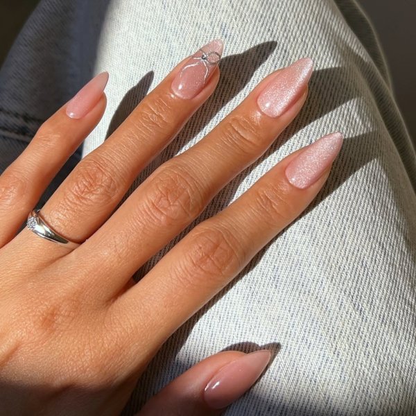 8 inspirações de nail art com esmalte cat eye que você vai querer copiar