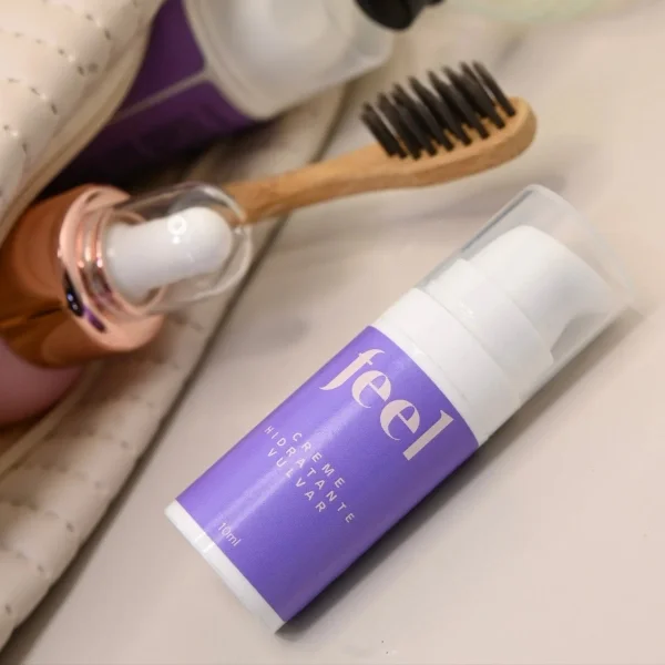 Feel aposta em versões mini e leva o autocuidado íntimo para qualquer lugar