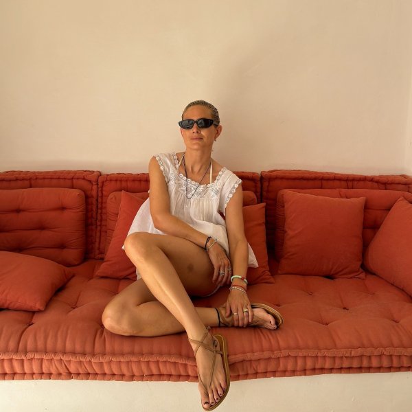 7 modelos de sandália de dedo tendência para sua wishlist de verão