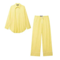 Terno Listrado Amarelo Soltinho para Mulheres - Calça com Cordão e Camisa d