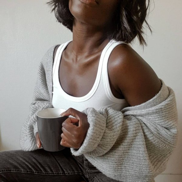 Encontramos as melhores opções de blusa canelada básica para você usar o ano todo