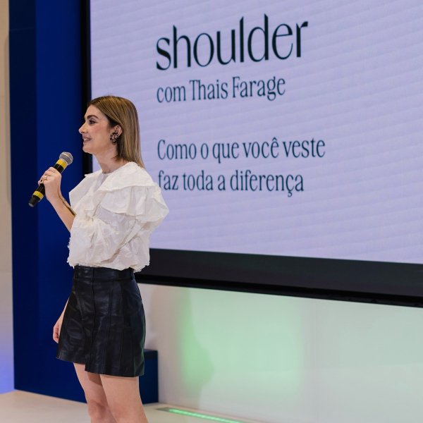 Mulher, roupa e poder: como a gente escolhe o que veste