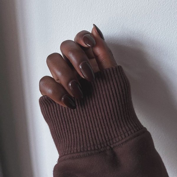 Ideias de unhas nude que são simplesmente perfeitas para copiar