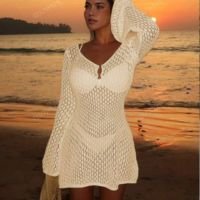 Vestido curto decote em V