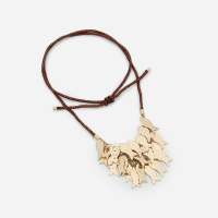 Colar Curto com Cordão e Pingentes de Peixes Martelados Vermelho Bordô