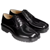 2025 Tabi Shoes Slip On Loafer for Men and Women Split Toe Thin Sole Casual