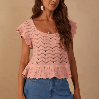 Blusa Crochet Decote Quadrado