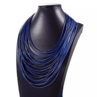 Colar fio Azul Marinho - Atelie da lou