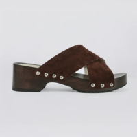 Tamanco Clog Mikaela Carmurça Chocolate