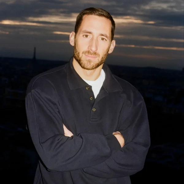 Quem é Antonin Tron, novo diretor criativo da Balmain