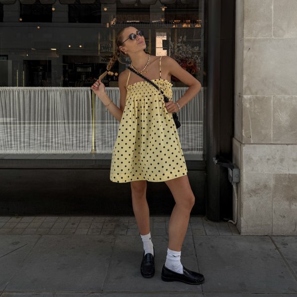 Looks com loafer de couro: como usar o sapato clássico o ano todo