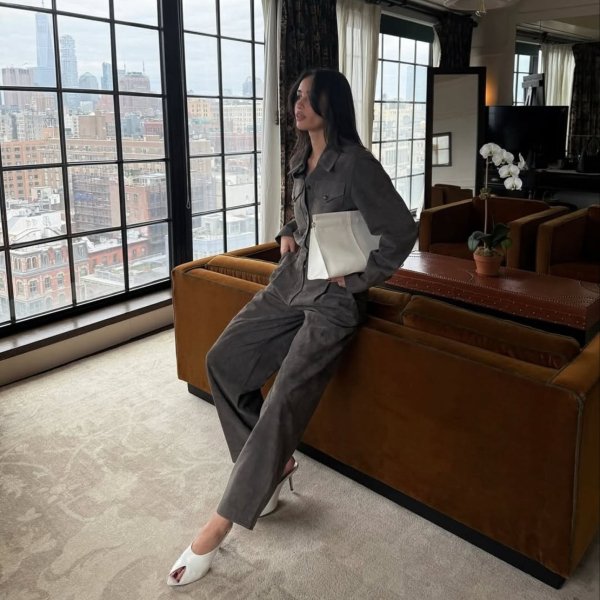 Como as fashionistas vão usar sapato peep-toe em 2026