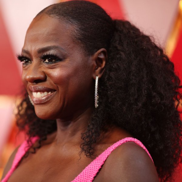 10 ideias de penteados chiques que foram aprovados pelas celebridades