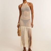 Saída de Praia Vestido em Crochê com Franjas Bege