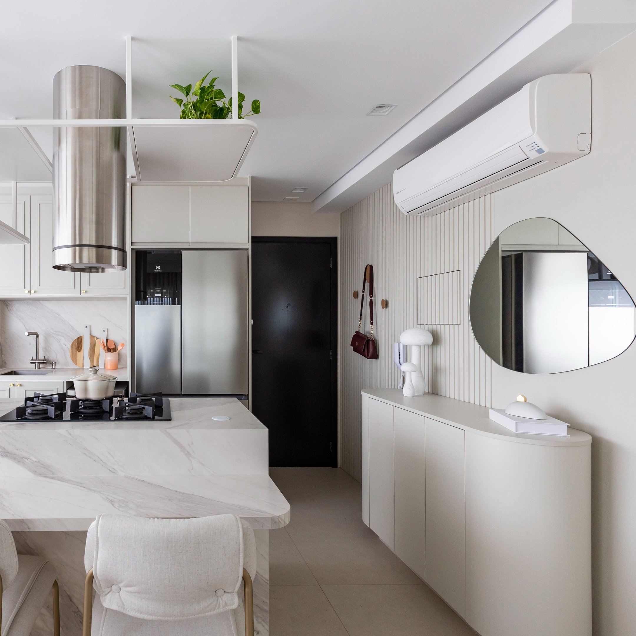 Cloud Dancer Pantone 2026: inspirações de decoração com a cor do ano