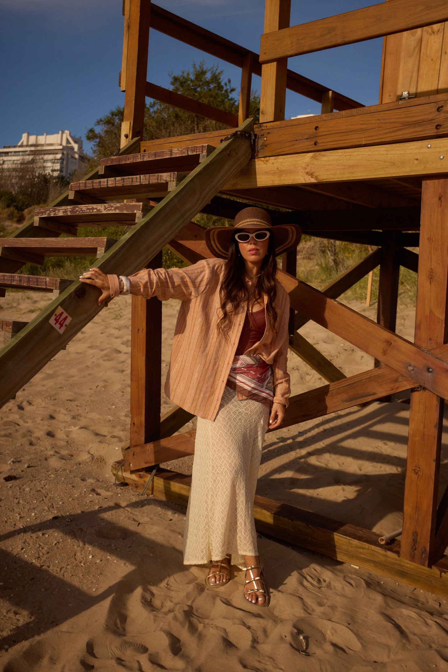 Como tirar seu look de festa na praia do óbvio