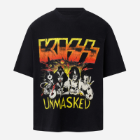 Camiseta Boxy em Algodão com Estampa Kiss Preto