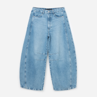 Calça Barrel em Jeans com Recortes e Pences Azul Claro