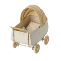 Brinquedo Mini Carrinho De Bebê Amarelo Para Ratinho Maileg