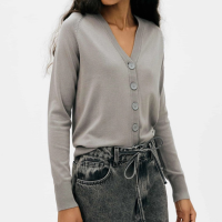 cardigan feminino em tricô - cinza