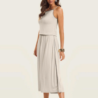 Endless - Conjunto Feminino Blusa com Saia Midi Bege