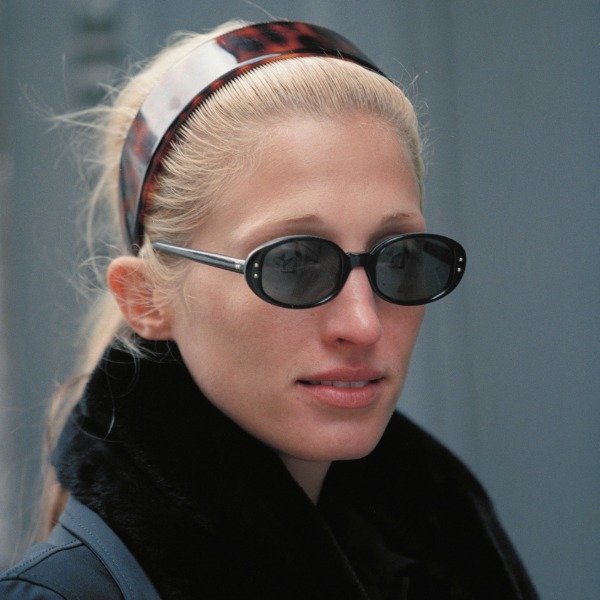 Esse era o acessório favorito de Carolyn Bessette-Kennedy