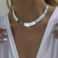 Colar Choker Feminino Largo Espelhado Luxo – Gargantilha Moderna Rígida Ban