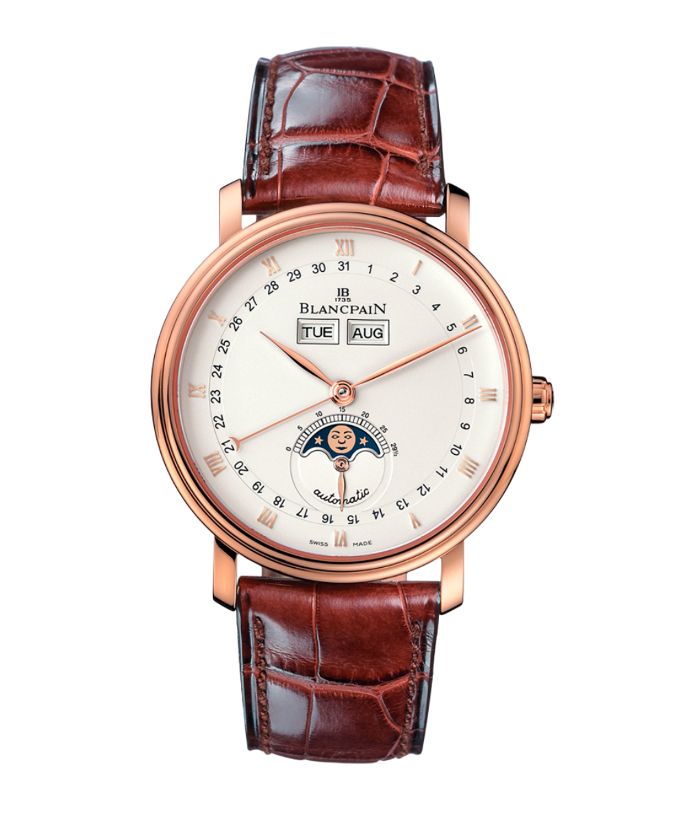 Relógio feminino com caixa em ouro rosé, mostrador branco com calendário e pulseira marrom em couro texturizado, estilo