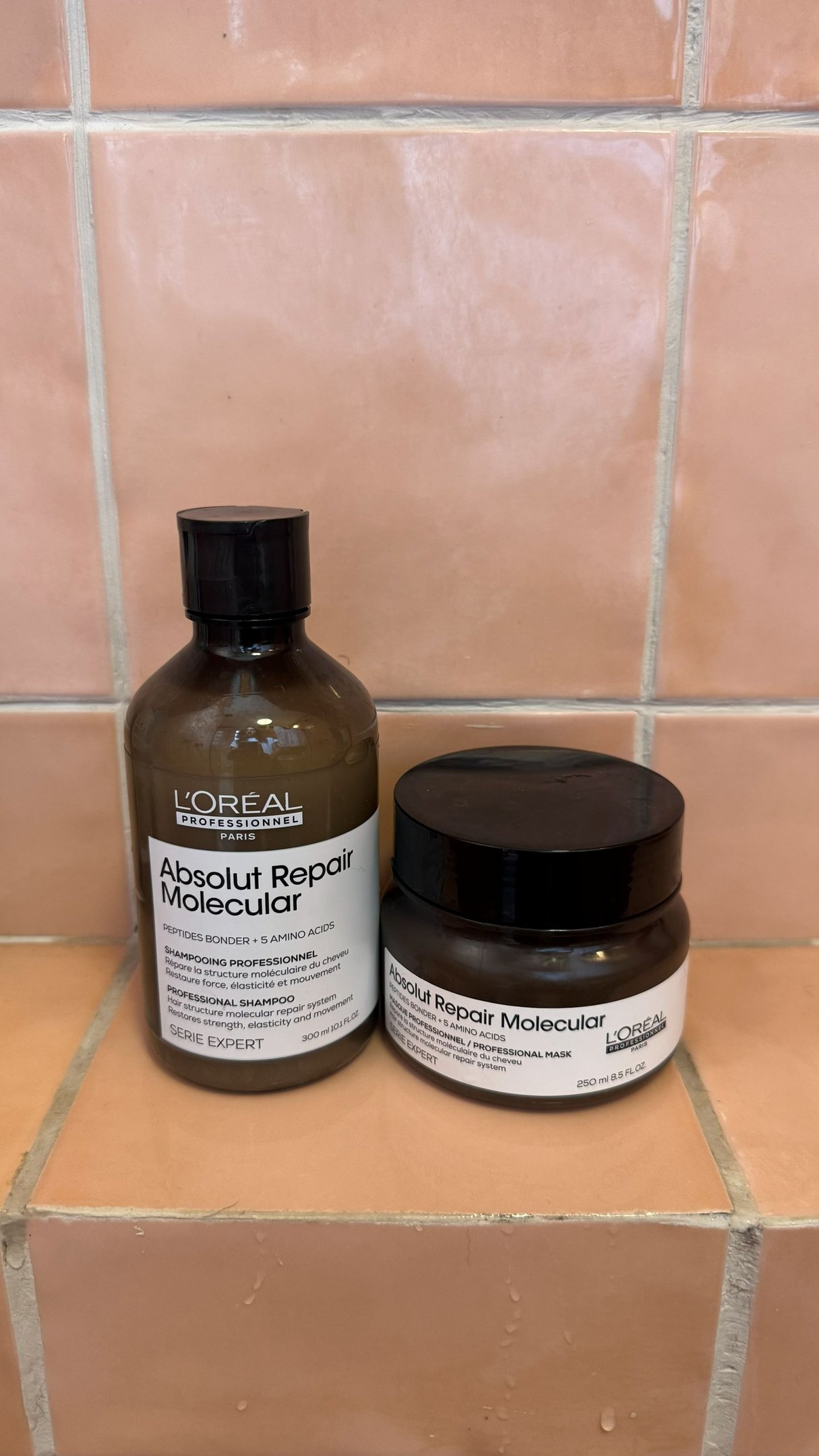 máscara de reconstrução Absolut Repair Molecular, de L’Oréal Professionnel