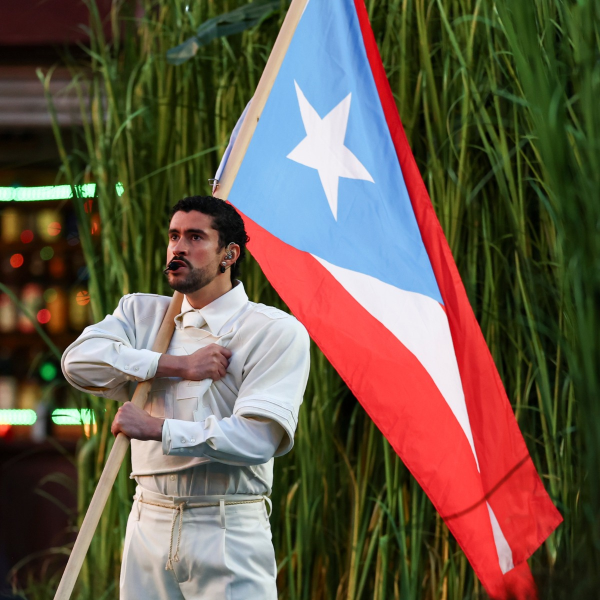 O que a cenografia do show de Bad Bunny diz sobre cultura e pertencimento?