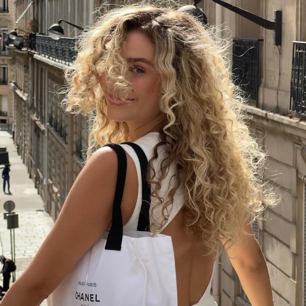 7 opções de máscara matizadora para dar adeus ao loiro amarelado