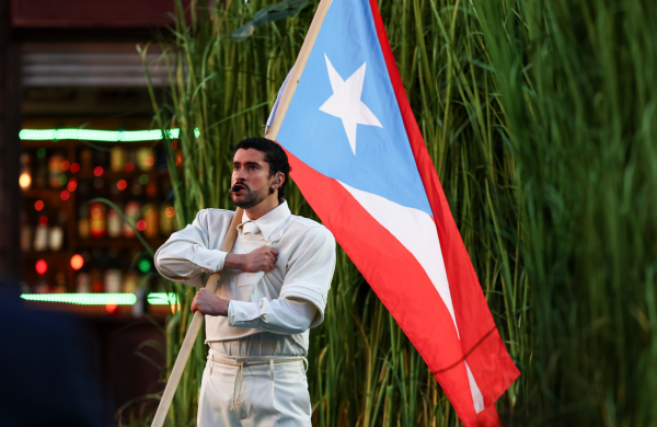 STEAL THE LOOK - COMPORTAMENTO - O que a cenografia do show de Bad Bunny diz sobre cultura e pertencimento?