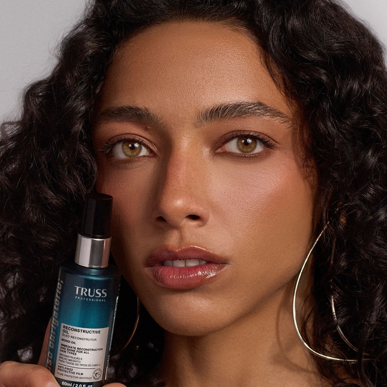 Cinema brasileiro: a transformação de Alice Carvalho e Gabriel Leone para estreia internacional