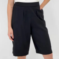 Bermuda Juanna Jorts em Tecido Feminina