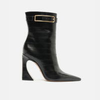 Bota Preta Couro Cano Médio Salto Flare Fivela