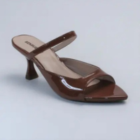 Tamanco Mule Feminino Bico Fino Folha Verniz Salto Taça Tira - Sensuelle