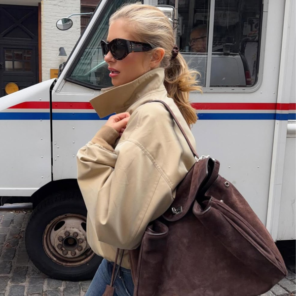 Jaqueta de gola alta é o modelo estiloso que toda estilosa está amando