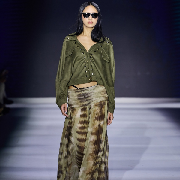 5 tendências de moda 2026 que provam que a estética sexy voltou com tudo