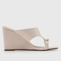 Sandália Feminina VIA UNO Salto Anabela Detalhe Metálico Off-White