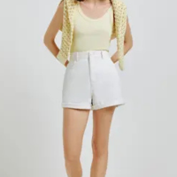 Shorts Básico Feminino Mom Cintura Alta Em Sarja - Hering