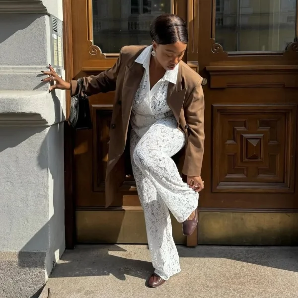 A sapatilha marrom é o sapato queridinho do momento! Saiba onde encontrar