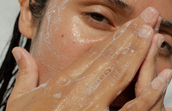 STEAL THE LOOK - BELEZA - Melhor sabonete para o rosto: como escolher e investir certo