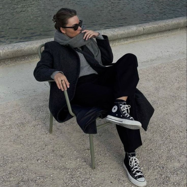Melhores fórmulas para montar um look de frio com tênis e ficar estilosa