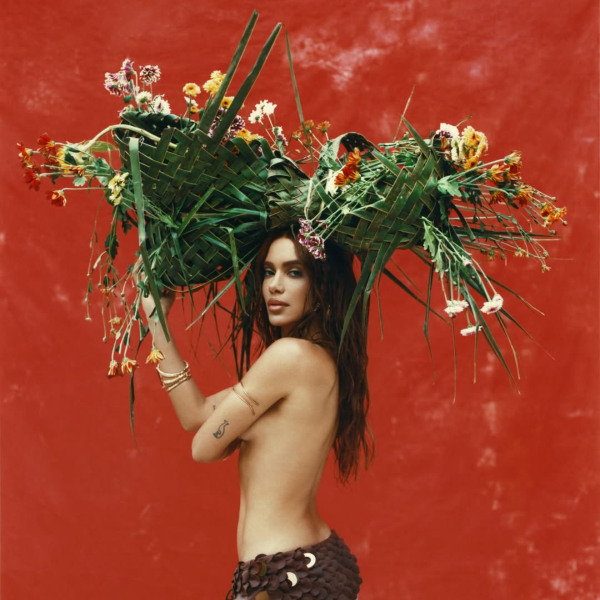 Anitta e a valorização das raízes brasileiras na música e na moda 